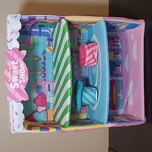 Squishville Sweet Shop w/2 squishmallows